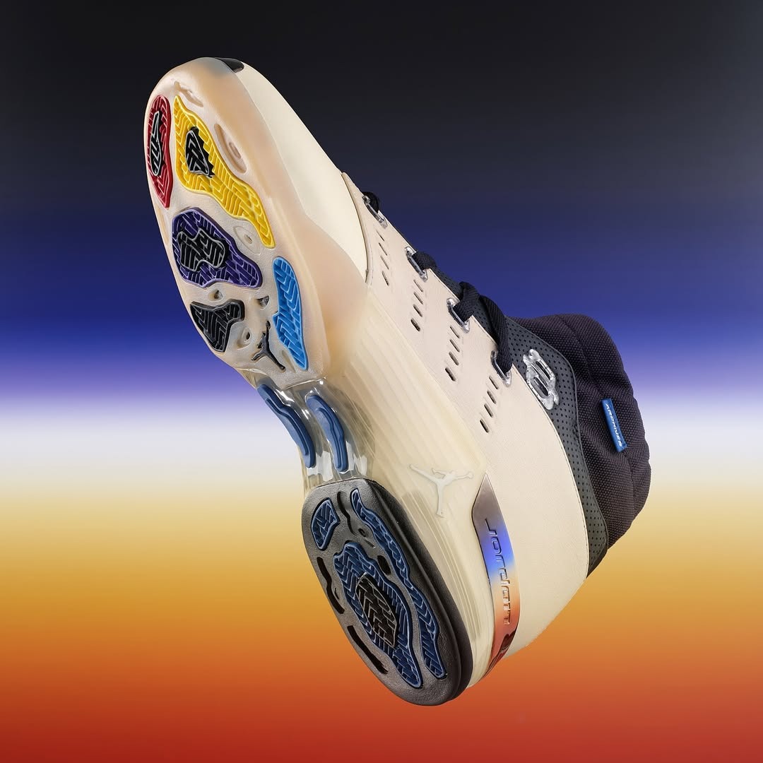 The Infinite Archive x Air Jordan 17 - Image 6