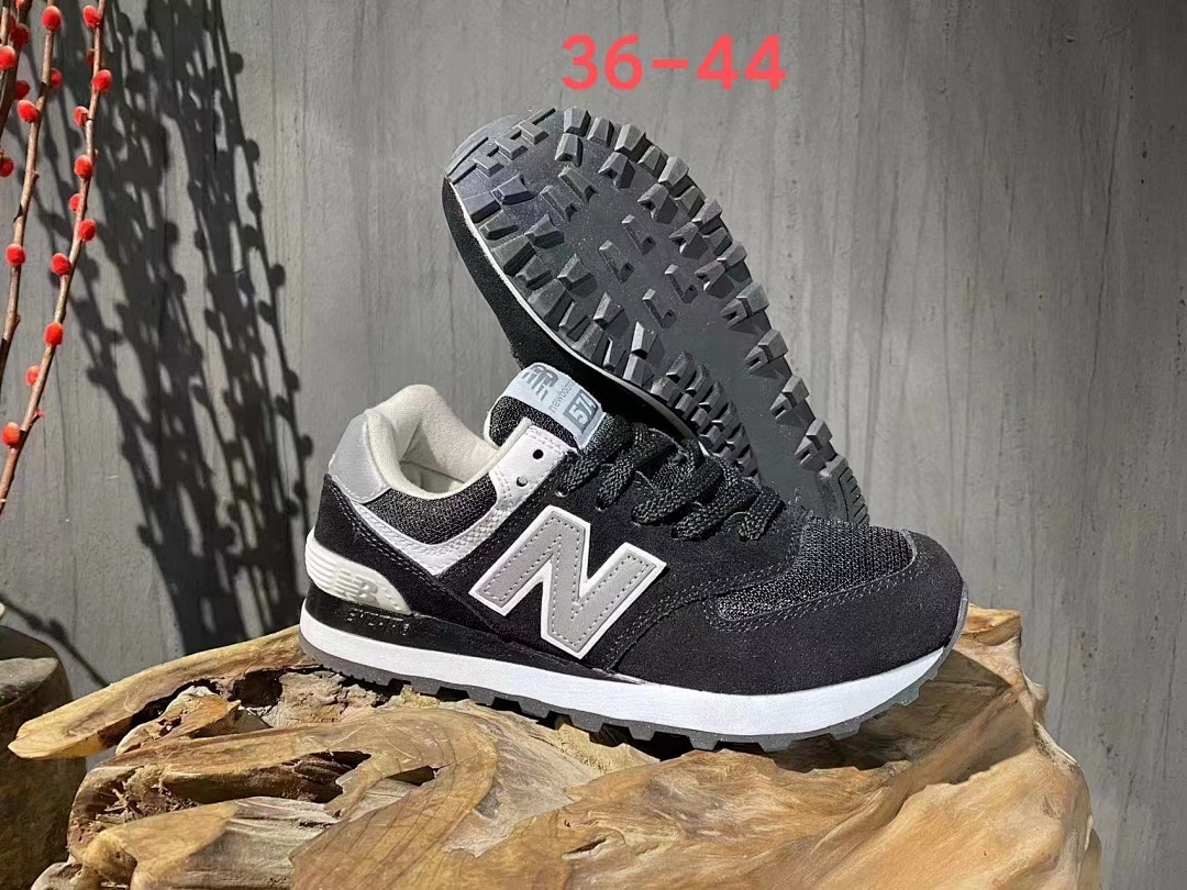 New Balance 574 ML574EVG Black Grey Classic Suede Mesh Lifestyle Sneakers