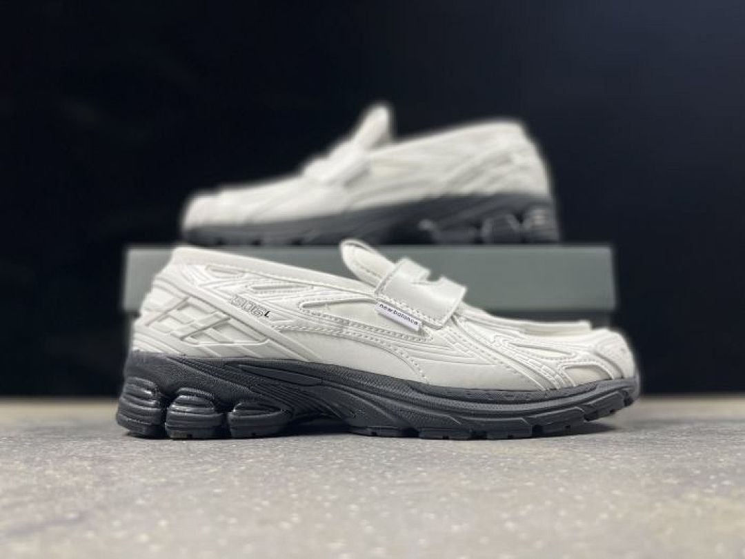 New Balance 1906L Loafer Slip-On Shoes White Black M1906LC