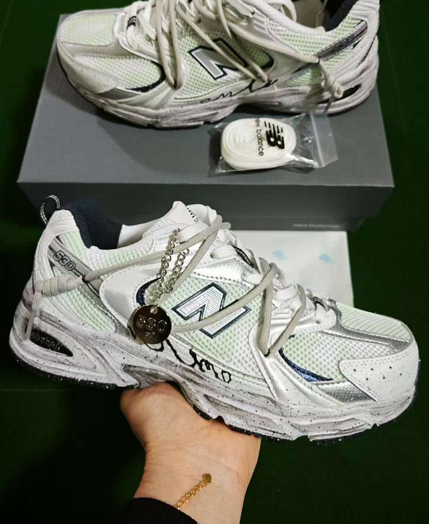 New Balance 530 White Silver Metallic Running Shoes MR530CC with Custom Speckled Midsole and 530 Chain Tag