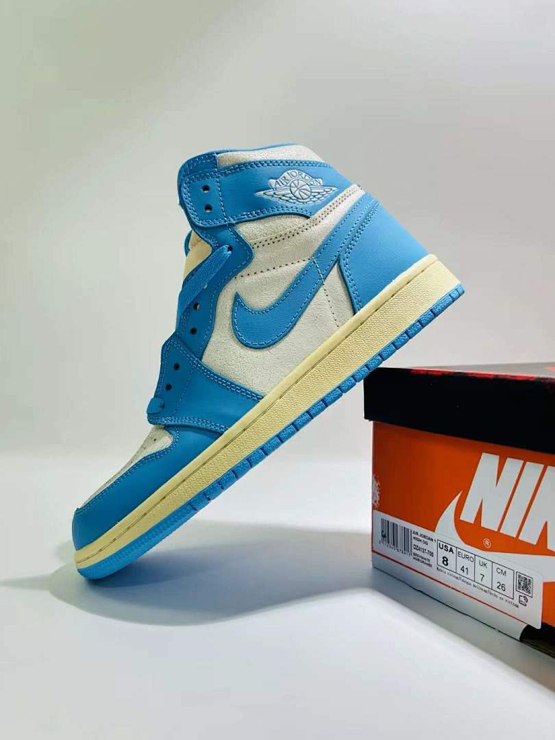 Nike Air Jordan 1 Retro High OG Washed Blue Sneakers DZ5485-100 - Light Blue Sail Cream White AJ1 High Shoes - Image 8