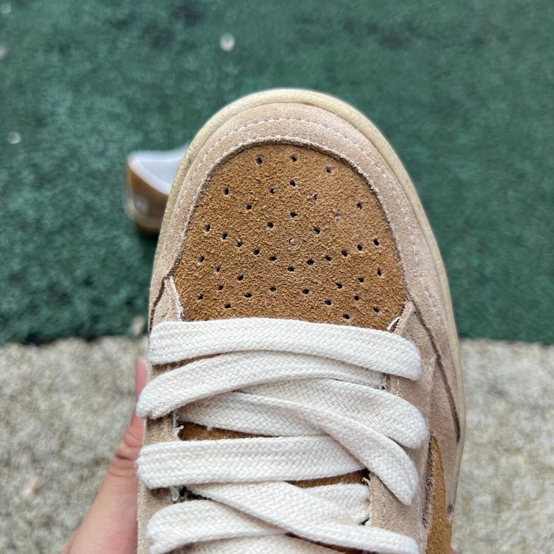 Golden Goose Ball Star Sand Suede Low-Top Sneakers - Image 4