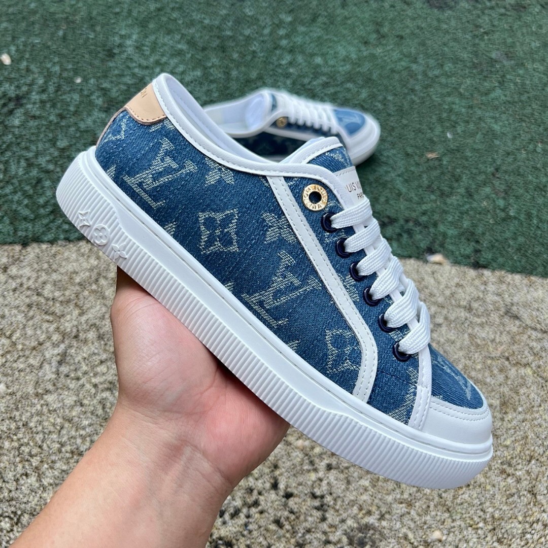 Louis Vuitton Stellar Sneaker 1A87D0 - Image 9