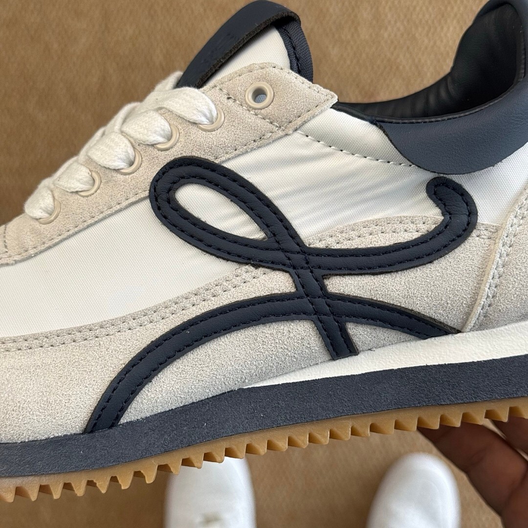 Loewe Flow Runner in nylon and suede White/Navy - Image 6