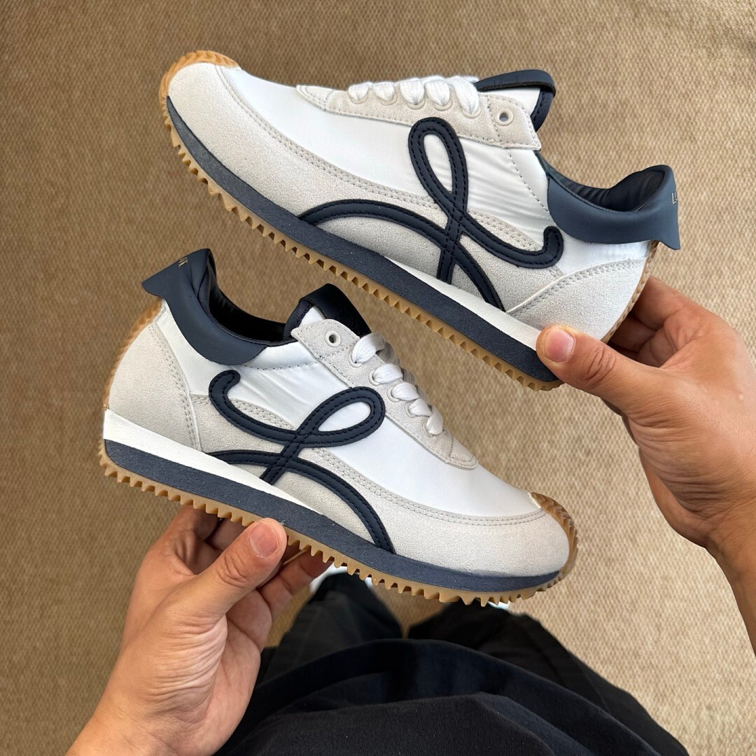Loewe Flow Runner in nylon and suede White/Navy - Image 9