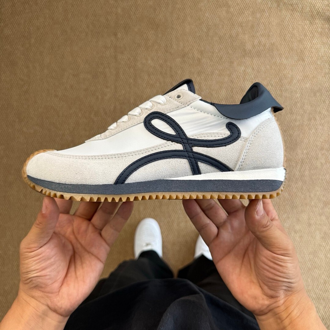 Loewe Flow Runner in nylon and suede White/Navy - Image 10