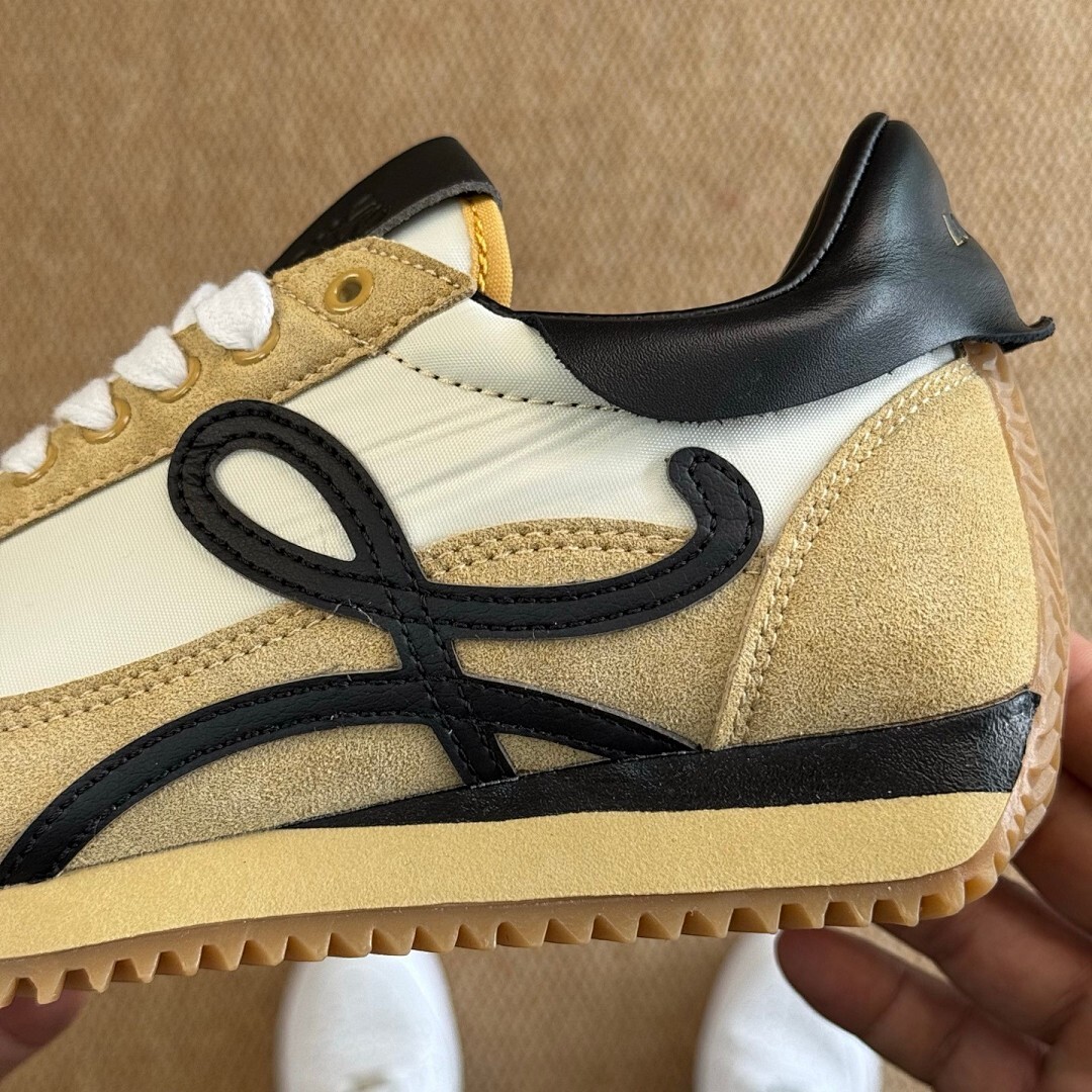 Loewe Flow Runner Sneakers White Beige Black - Image 6
