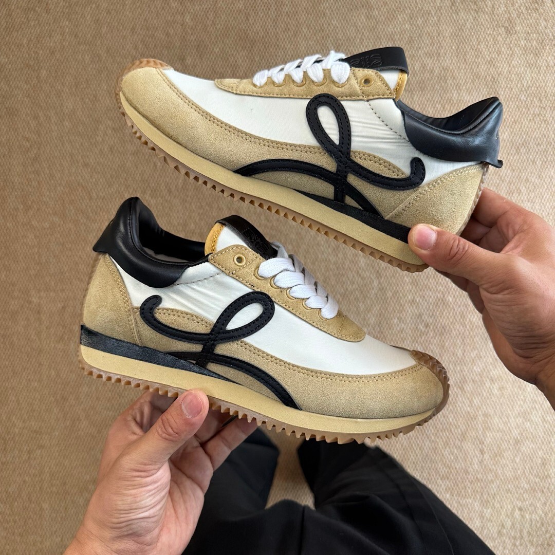Loewe Flow Runner Sneakers White Beige Black - Image 9