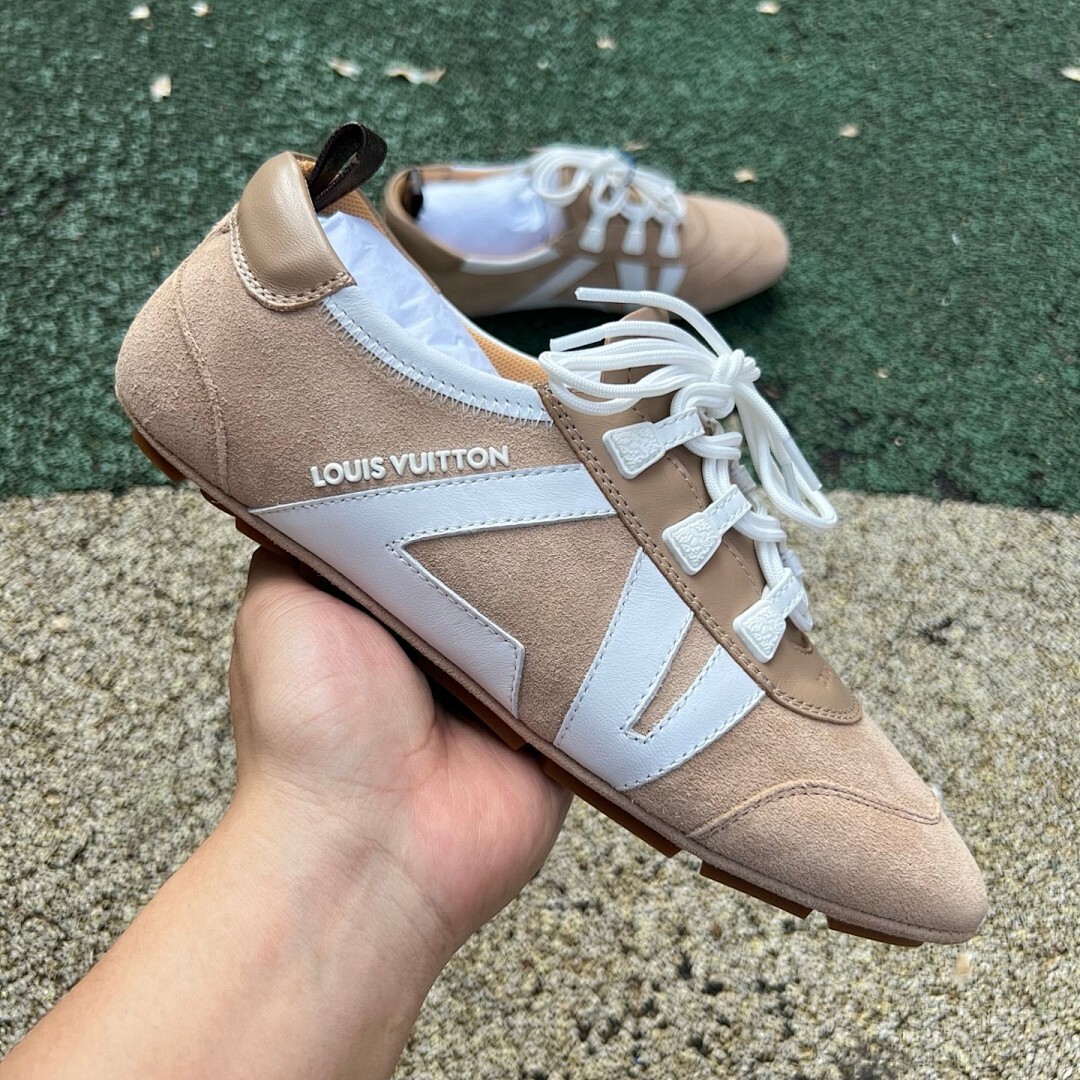 Louis Vuitton Fastlane Sneaker Beige White - Image 9