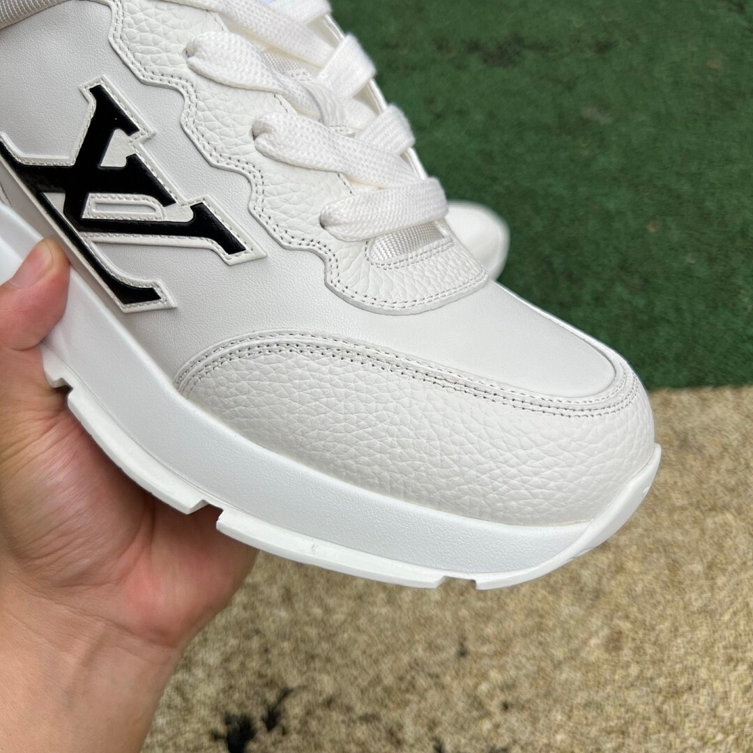 Louis Vuitton LV Runner Sneaker White Leather Black LV Monogram - Image 3