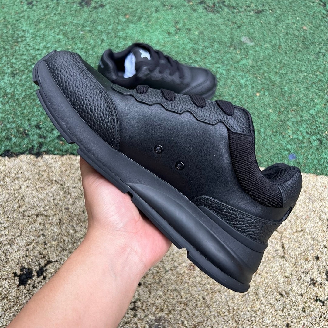 Louis Vuitton Run Away Sneaker Black - Image 7