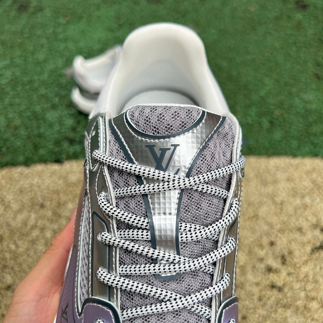 Louis Vuitton LV Runner Tactic Sneaker Metallic Silver - Image 5