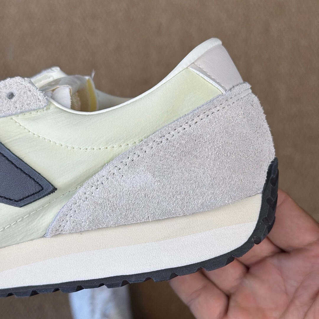 New Balance 320 Moonbeam with Phantom U320MP - Image 6