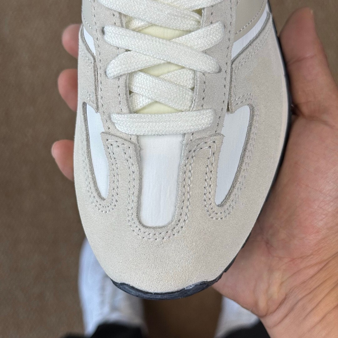 New Balance U320 Off White Sand - Image 4