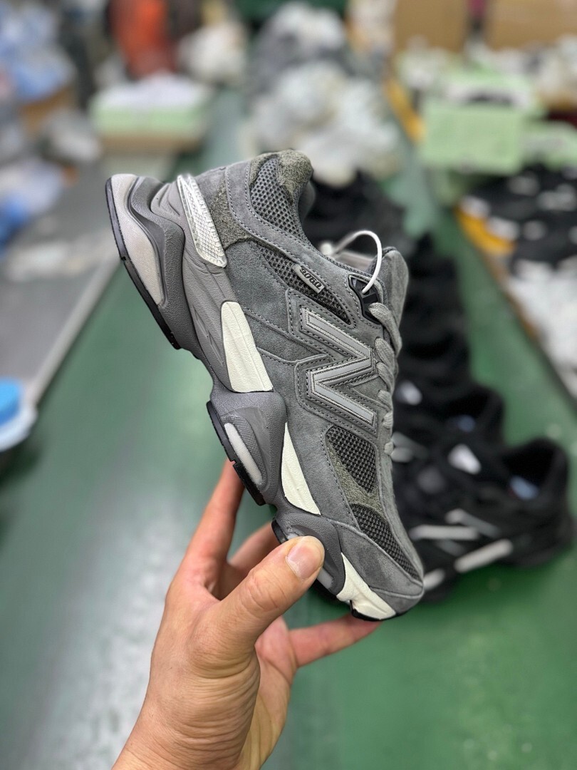 New Balance 9060 Grey - Image 4