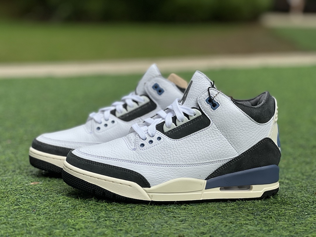 Air Jordan 3 "Frozen Moments" FN8405-001