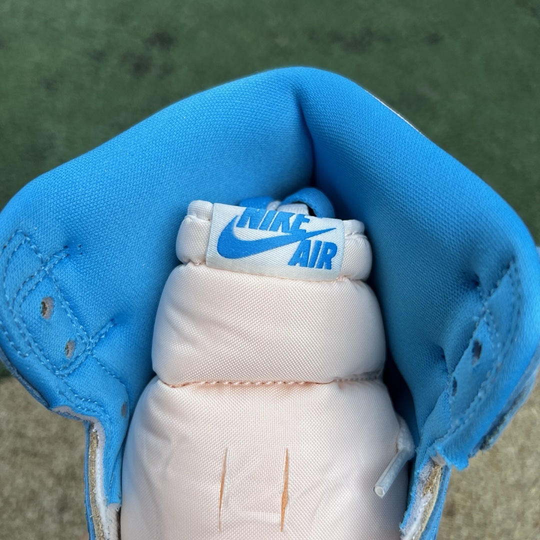 Air Jordan 1 Retro High OG 'University Blue' 555088-134 - Image 13