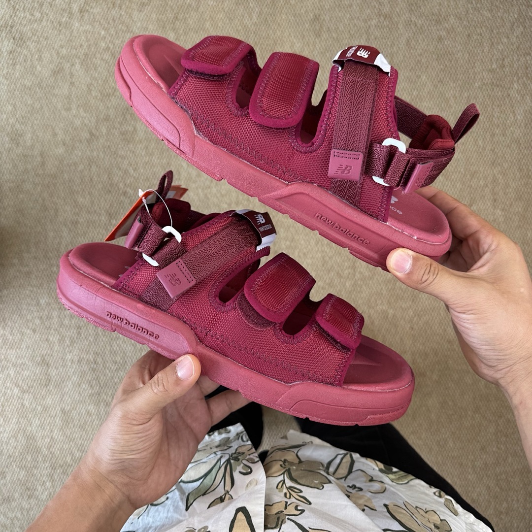 New Balance Caravan Multi Sandals Deep Red SUFMMOC2 - Image 3