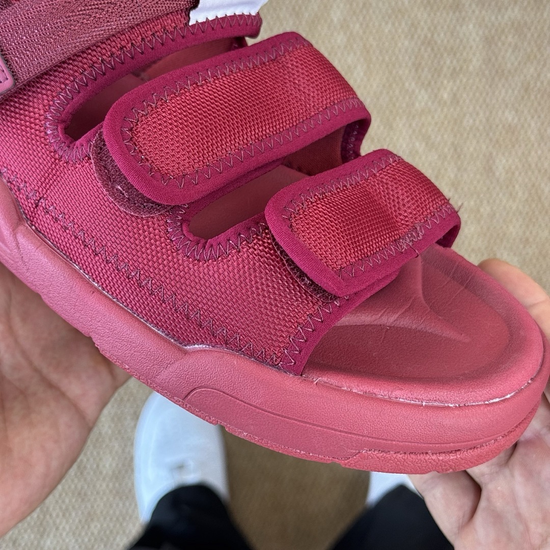 New Balance Caravan Multi Sandals Deep Red SUFMMOC2 - Image 5