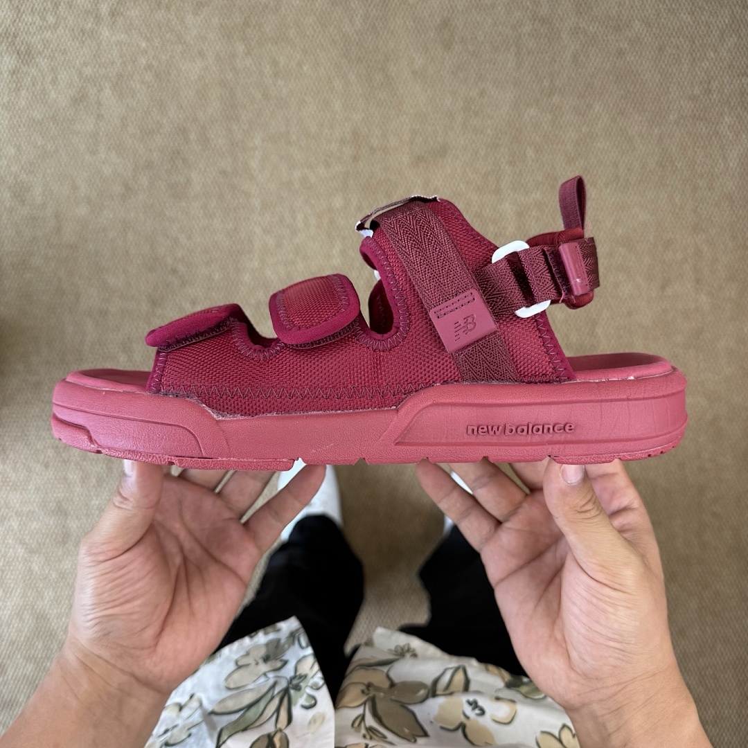 New Balance Caravan Multi Sandals Deep Red SUFMMOC2 - Image 10