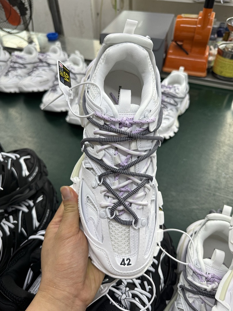 Balenciaga Track Sneaker White - Image 9