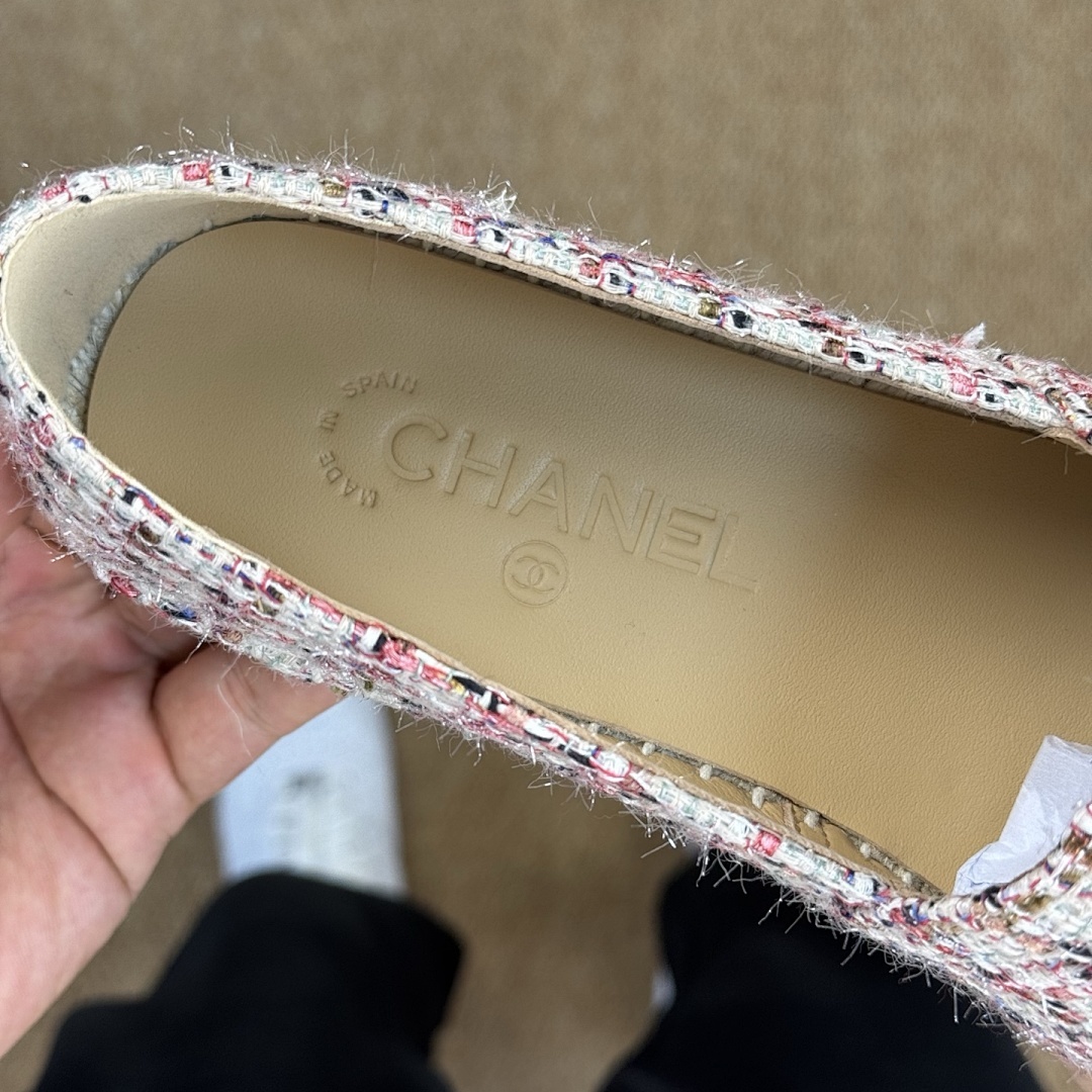 Chanel Espadrilles Pink Beige Black Tweed CC Logo Cap Toe - Image 6