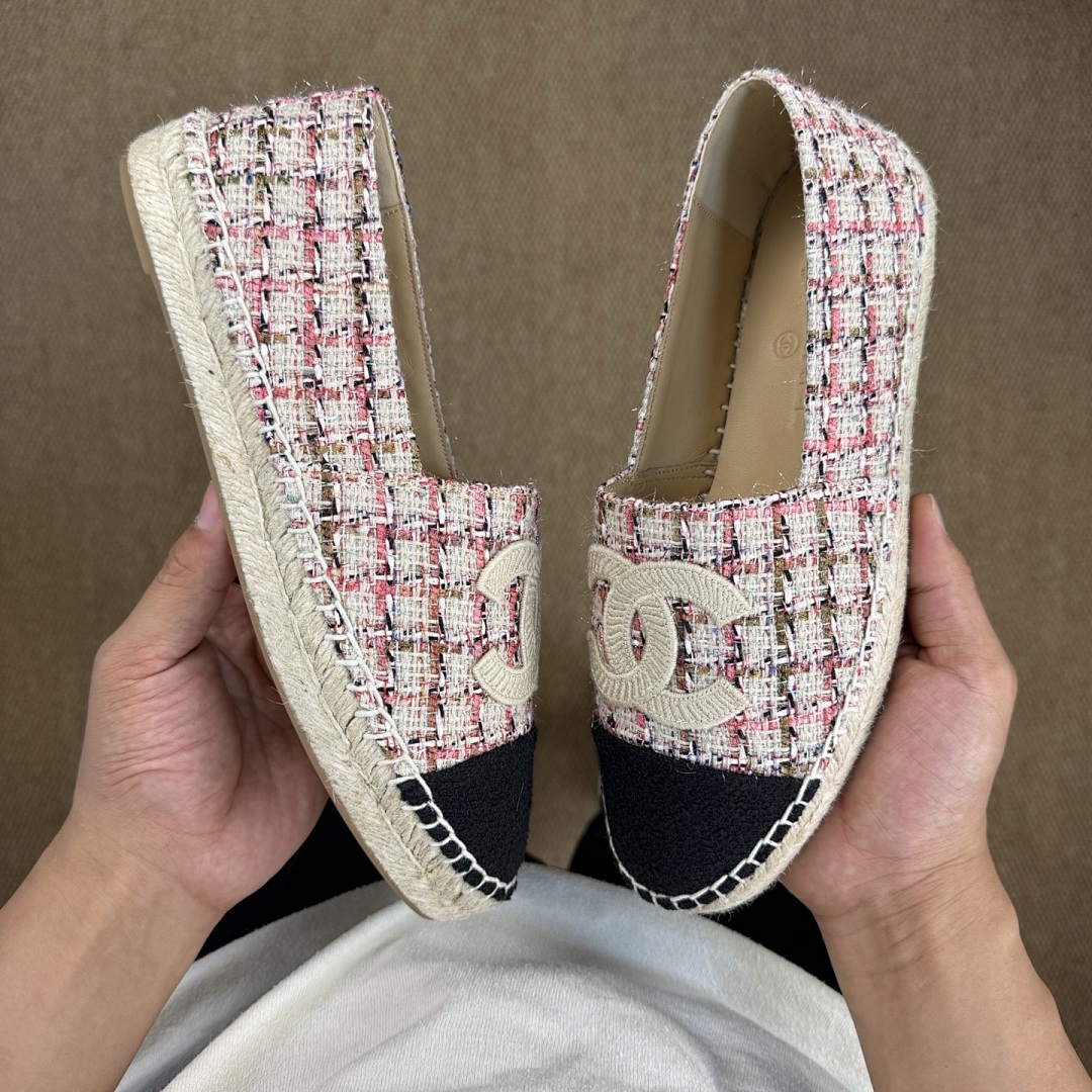 Chanel Espadrilles Pink Beige Black Tweed CC Logo Cap Toe - Image 8