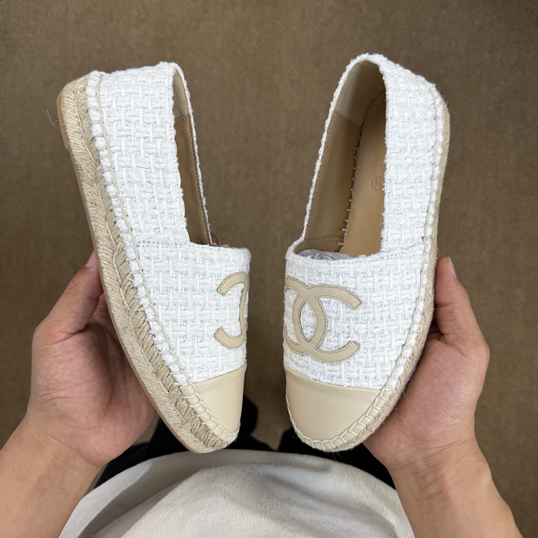 Chanel Espadrilles White Tweed & Beige Lambskin Cap Toe - Image 7