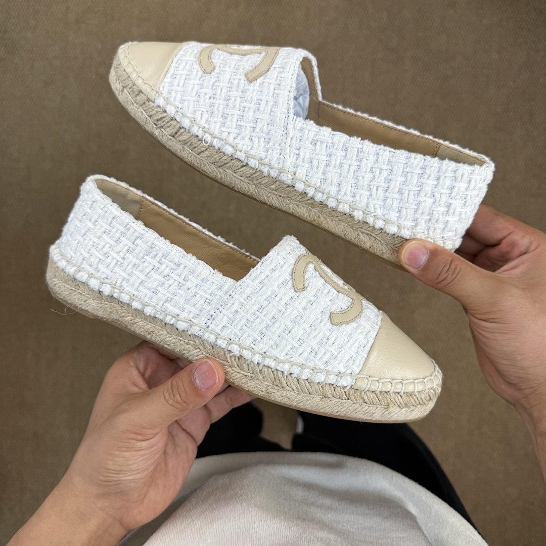 Chanel Espadrilles White Tweed & Beige Lambskin Cap Toe - Image 8