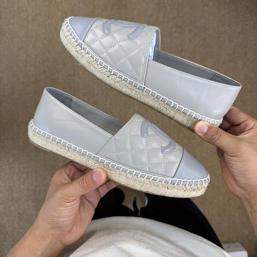 Chanel CC Logo Grey Quilted Leather Espadrilles - Image 8