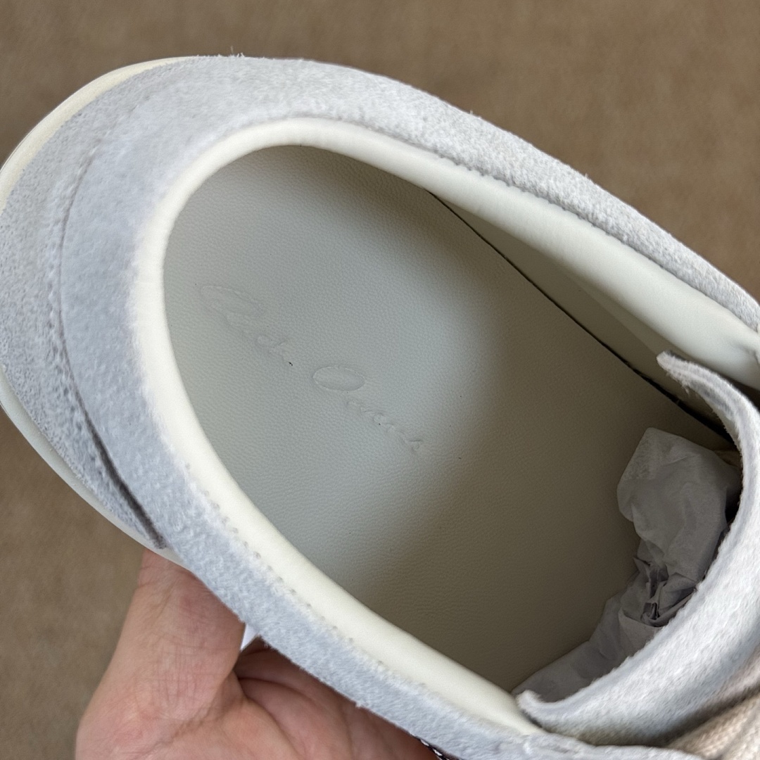 Fear of God ESSENTIALS 101 Lace Up Sneaker Light Grey Black Stripe - Image 4