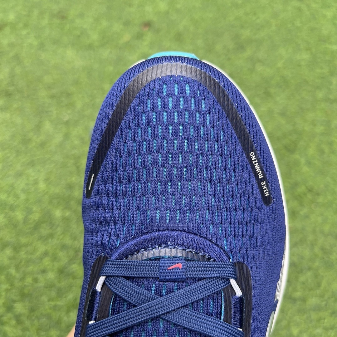 Nike Invincible 3 ZoomX Running Shoes - Image 4