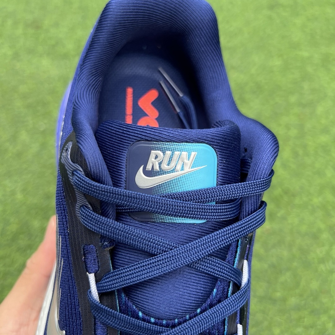 Nike Invincible 3 ZoomX Running Shoes - Image 5