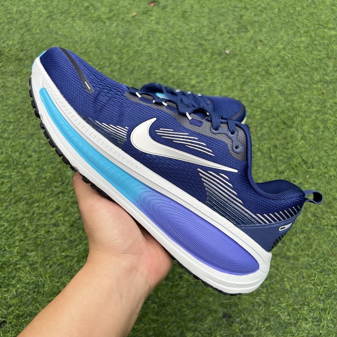 Nike Invincible 3 ZoomX Running Shoes - Image 7