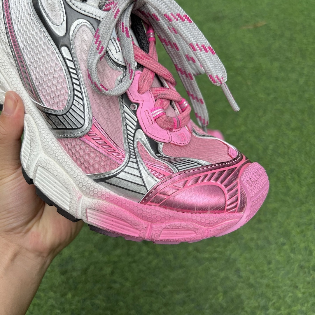 Balenciaga Runner Sneakers Pink Grey - Image 3