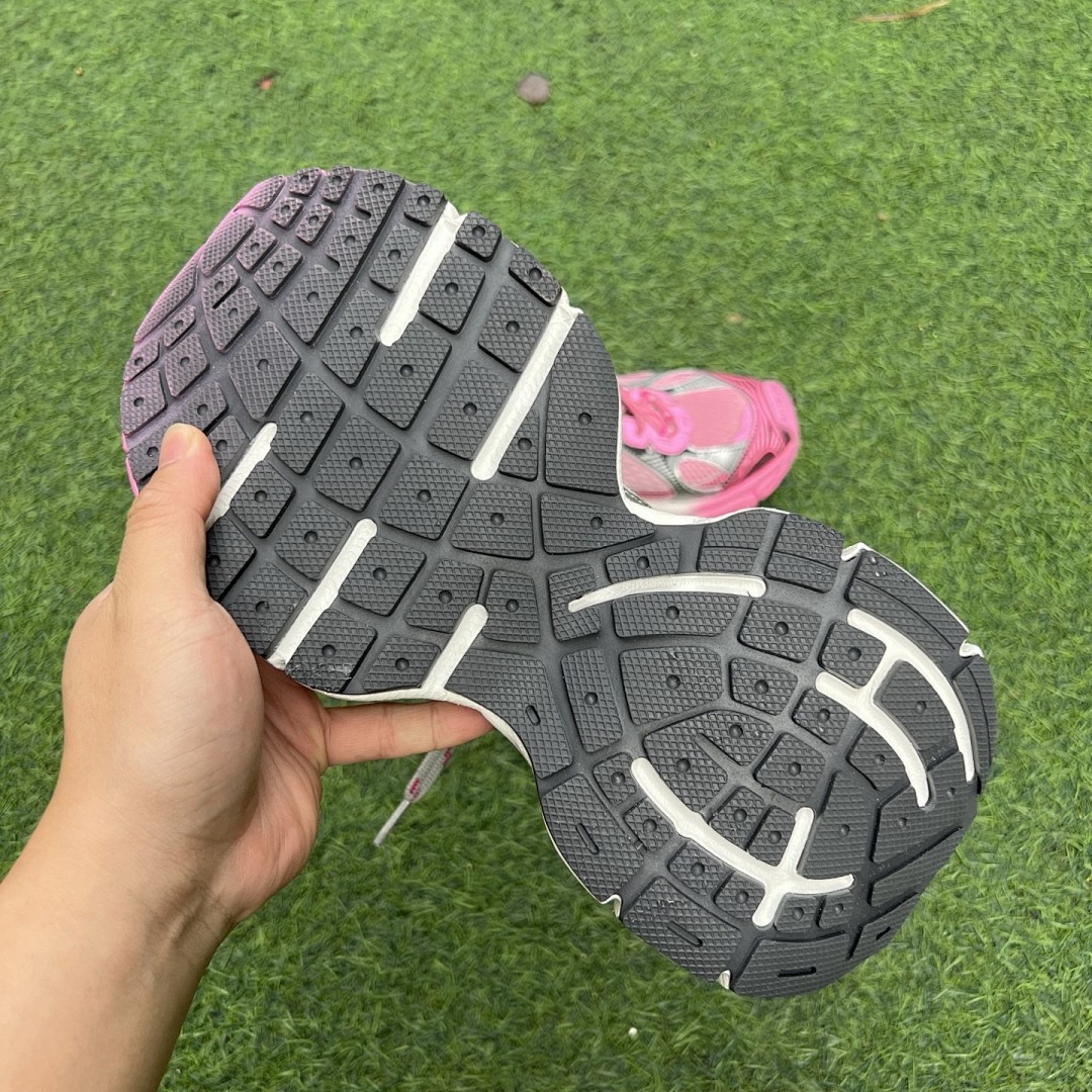 Balenciaga Runner Sneakers Pink Grey - Image 6