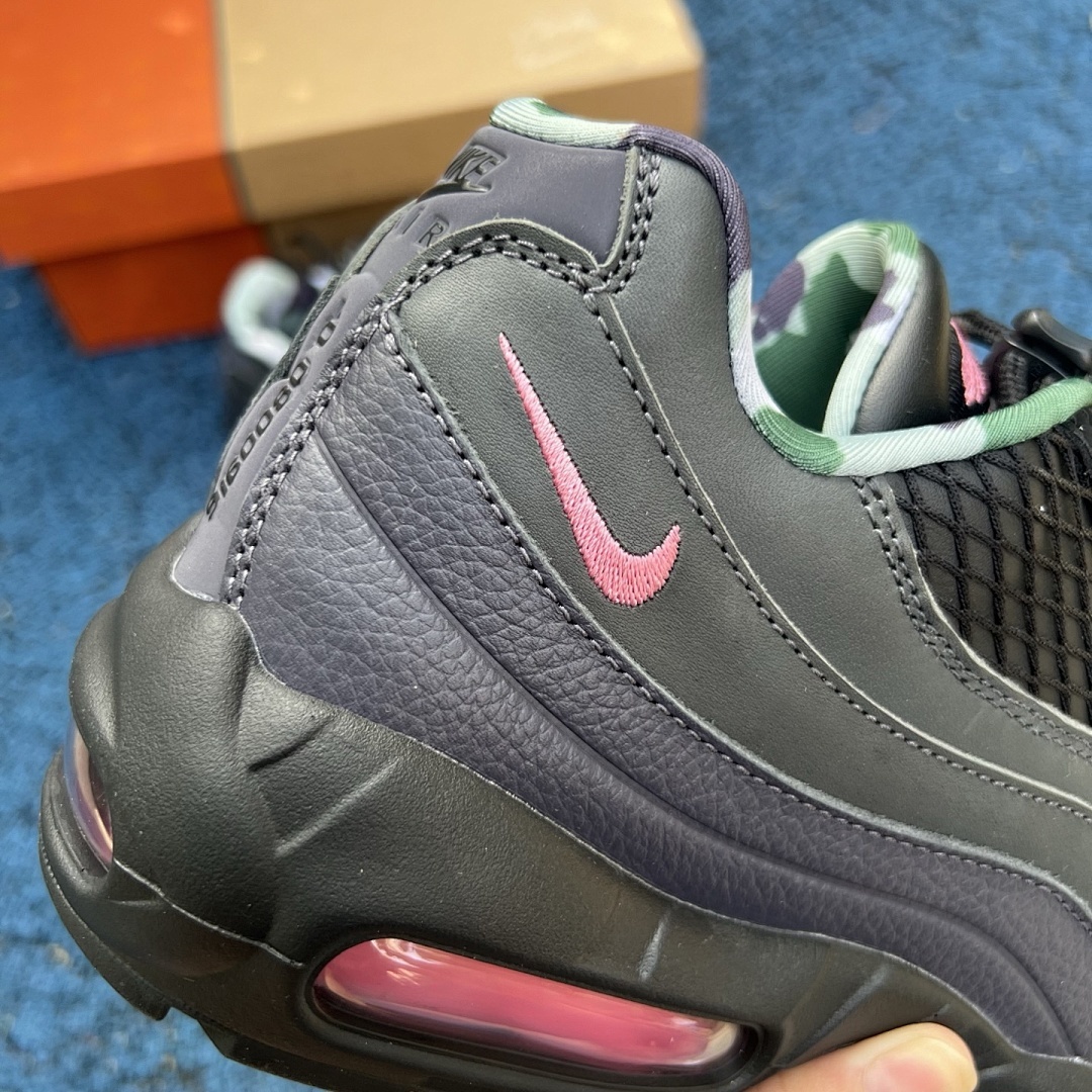 Corteiz x Nike Air Max 95 "Pink Beam" DR0589-001 - Image 4