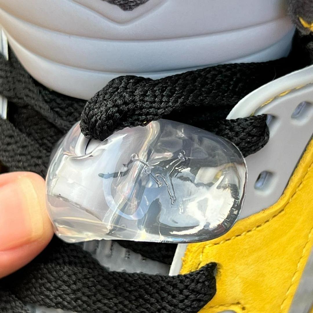Air Jordan 5 Retro University Gold CT4838-700 - Image 4