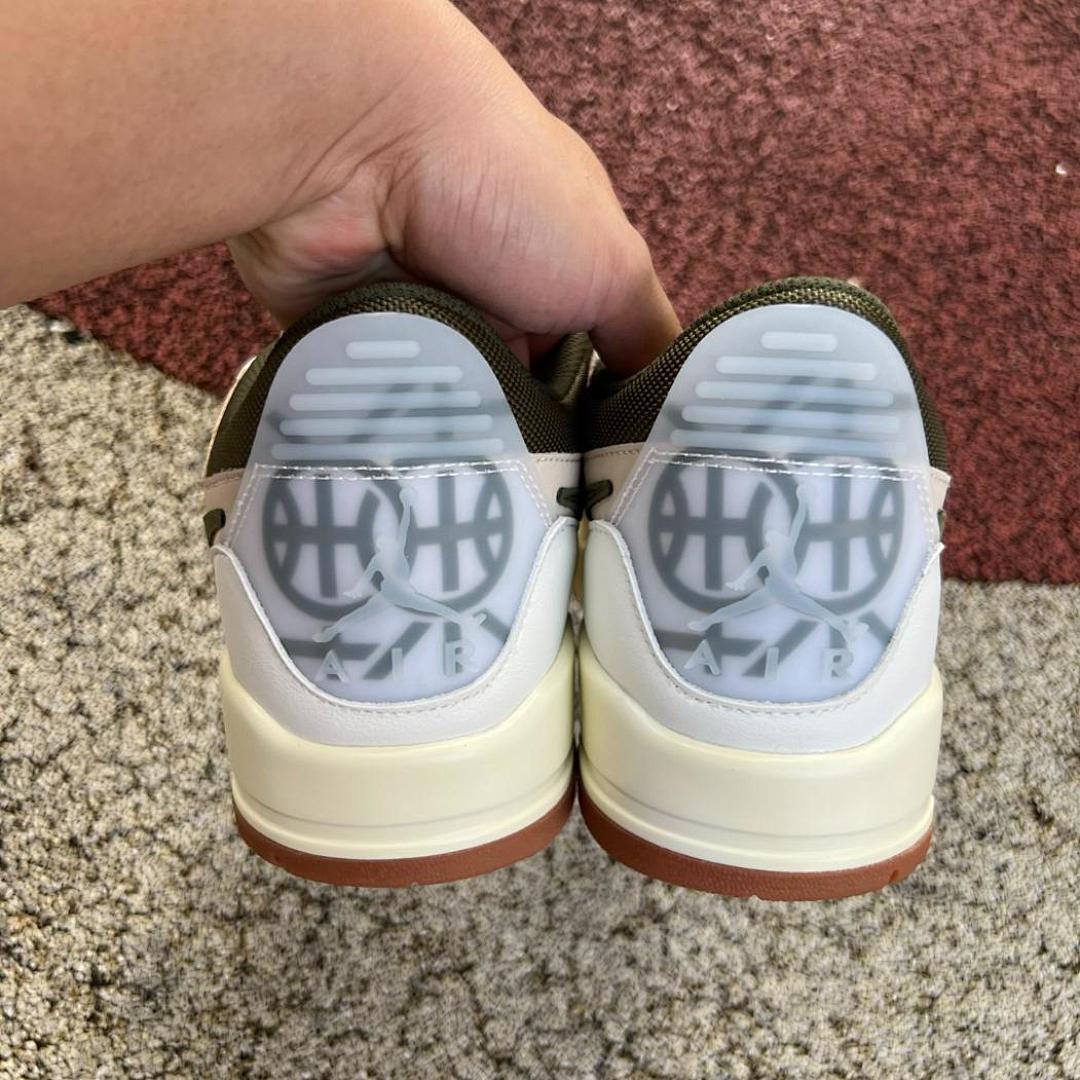 Travis Scott x Nike Air Max 1 - Image 3