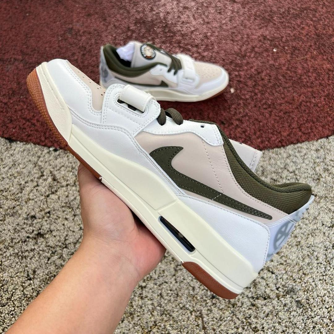 Travis Scott x Nike Air Max 1 - Image 9