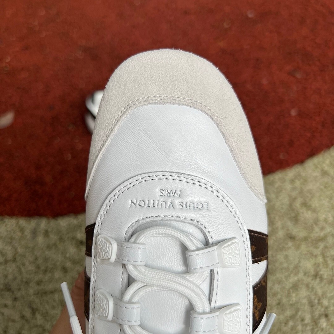 Louis Vuitton Wonderland Flat White Monogram Canvas - Image 4