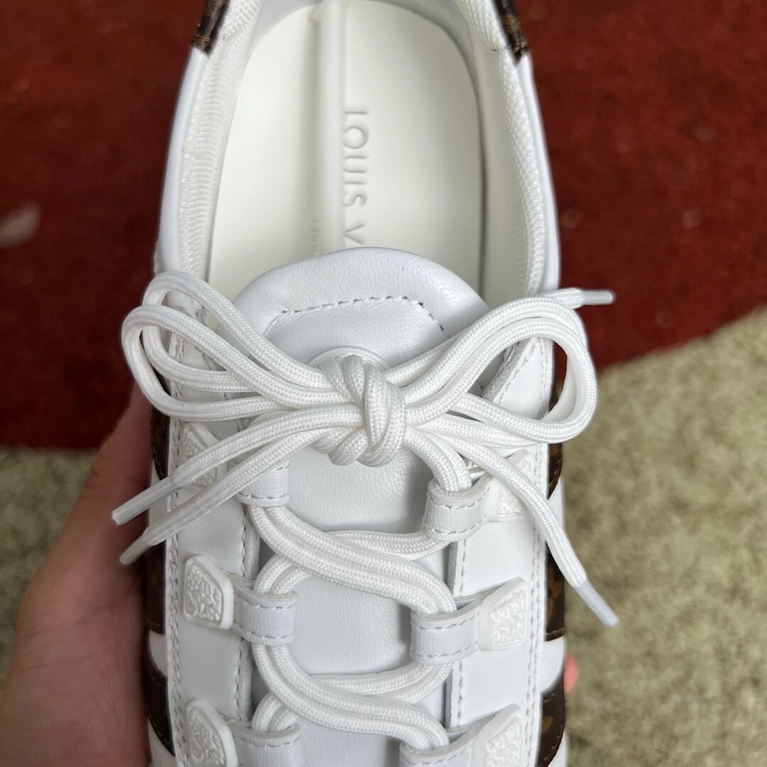 Louis Vuitton Wonderland Flat White Monogram Canvas - Image 5