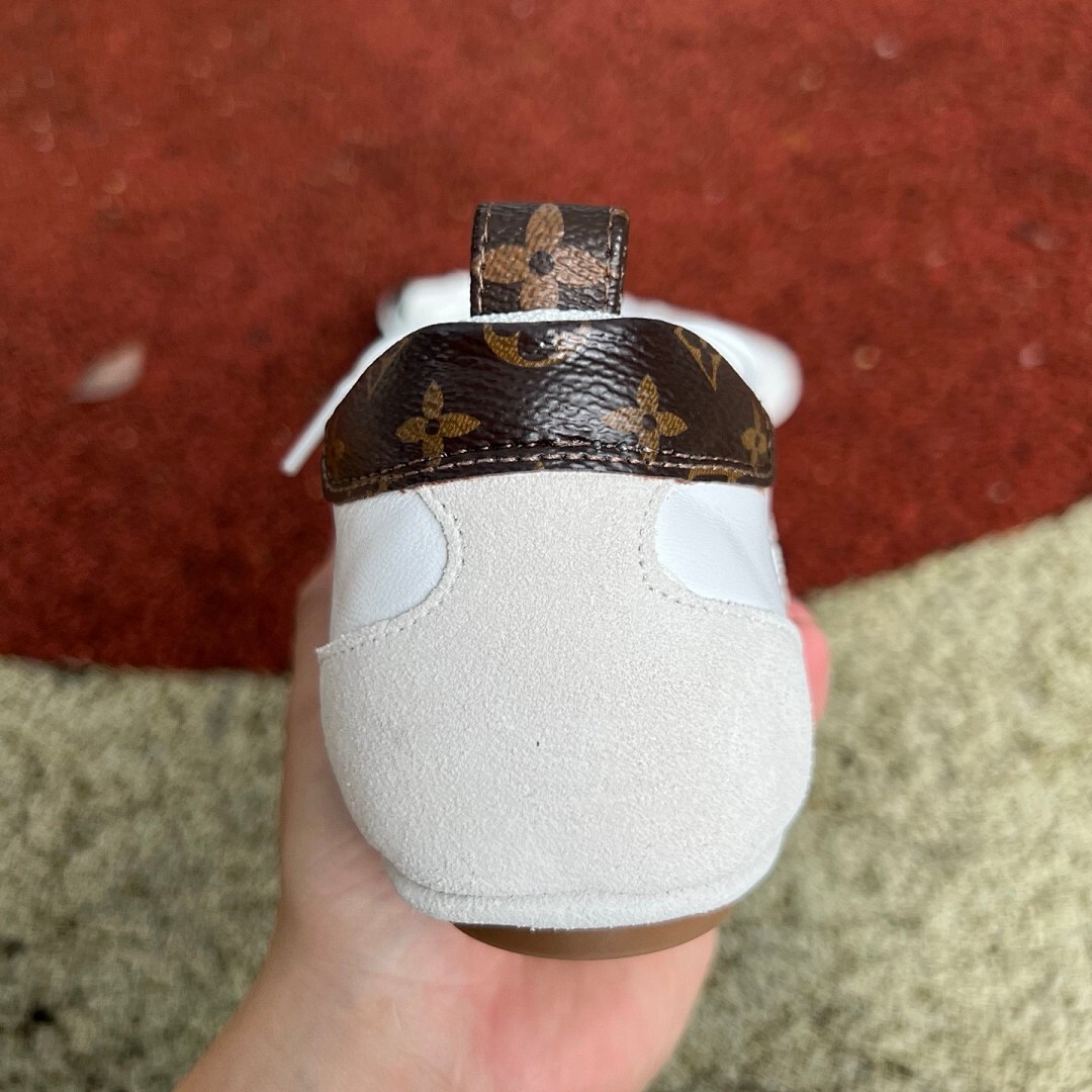 Louis Vuitton Wonderland Flat White Monogram Canvas - Image 8