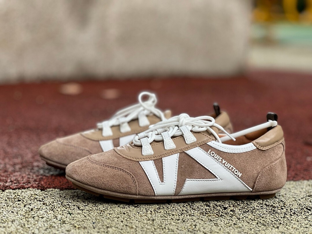 Louis Vuitton Run Away Sneaker Suede and Leather Brown White - Image 10