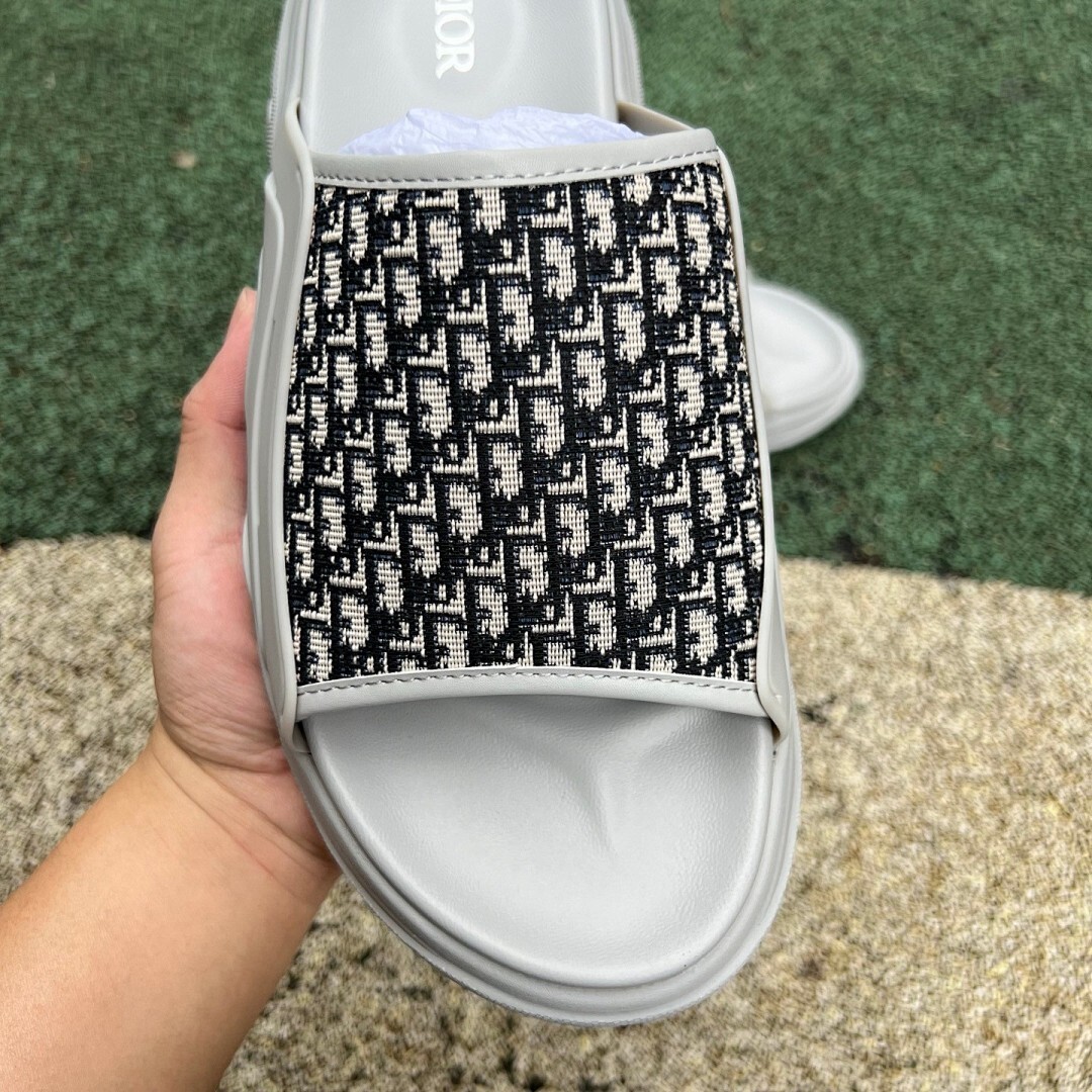 Dior Atlas Slide Sandal Grey Dior Oblique 3SA103ZLP_H800 - Image 5