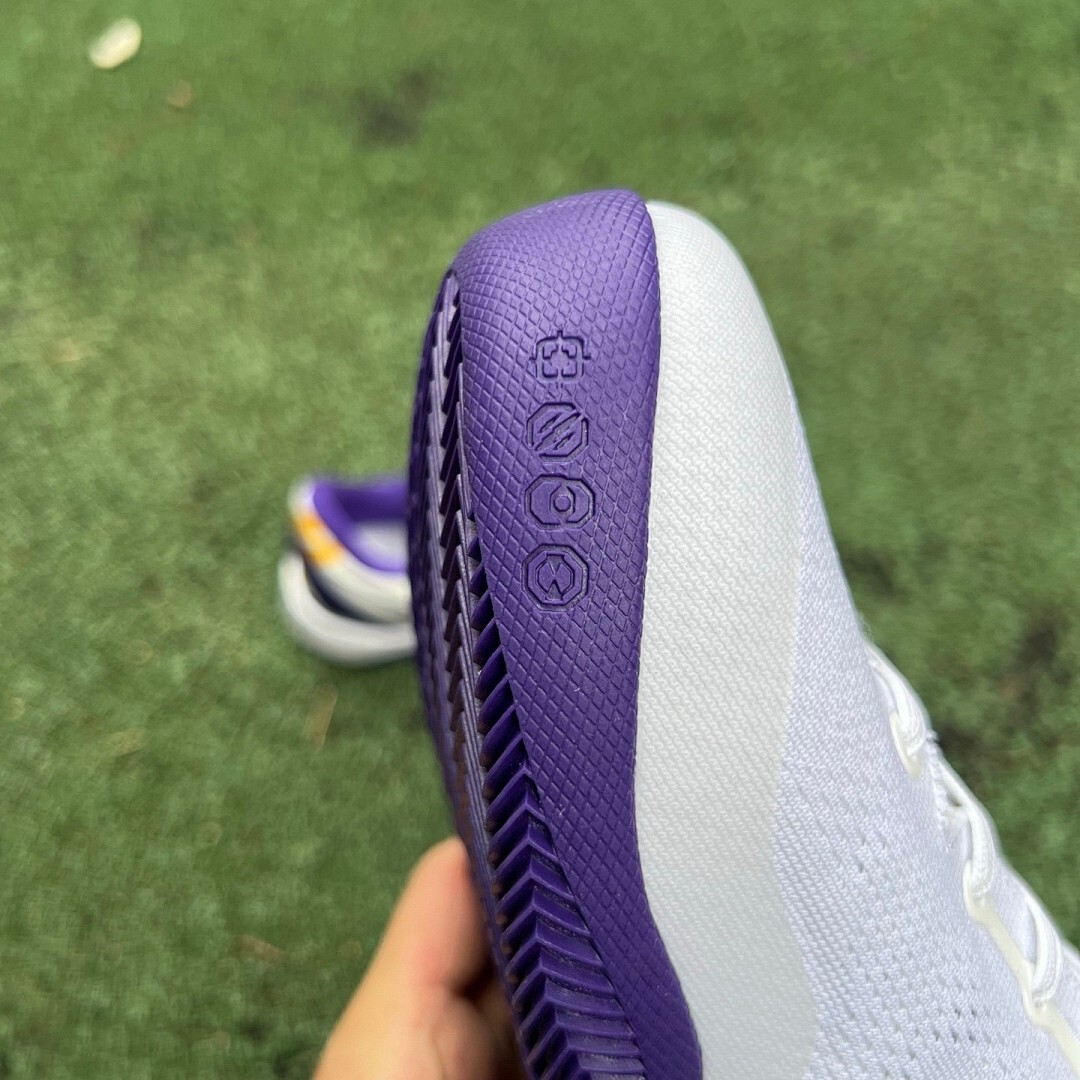 Nike Kobe Mamba Focus White Court Purple University Gold CK6616-100 - Image 9