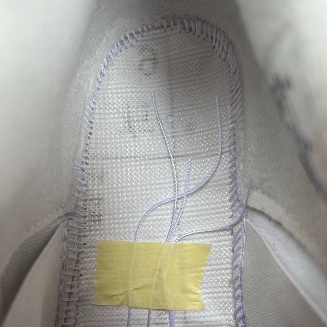 Air Jordan 4 Retro White Fire Red Cement Grey Gum - Image 5