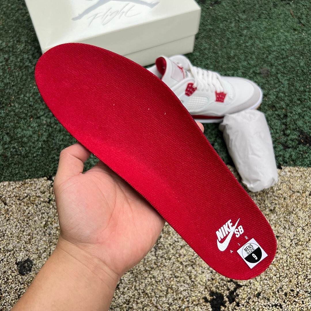 Air Jordan 4 Retro White Fire Red Cement Grey Gum - Image 7