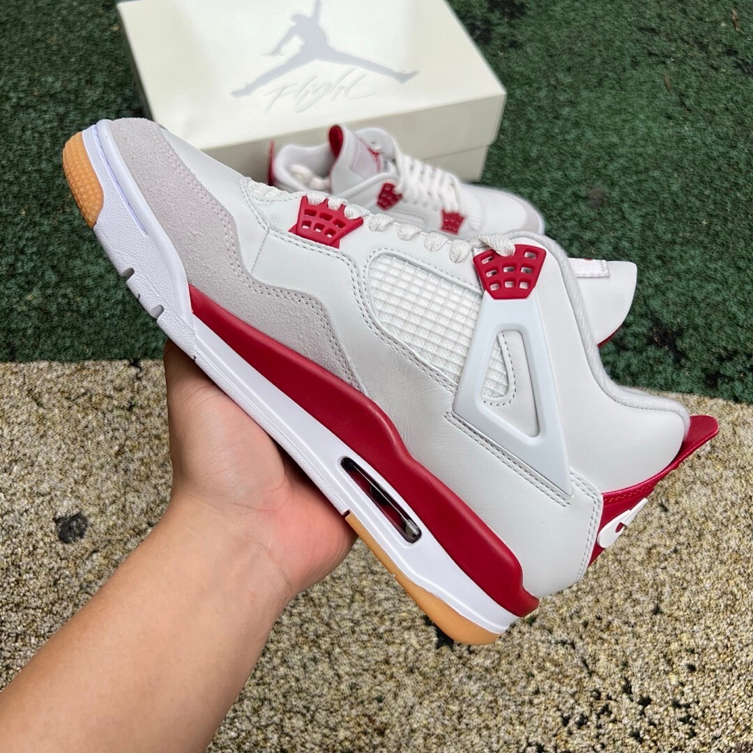 Air Jordan 4 Retro White Fire Red Cement Grey Gum - Image 17