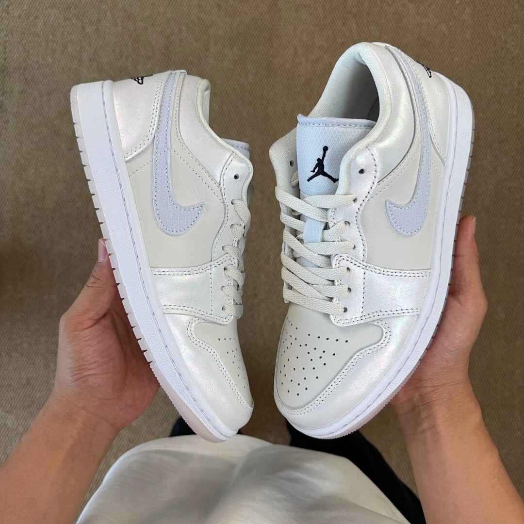 Air Jordan 1 Low SE White Iridescent Pink Foam Light Blue DX4376-180 - Image 8